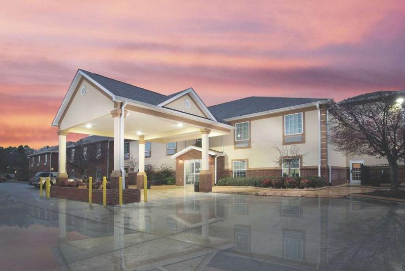 La Quinta Inn By Wyndham Calhoun South I-75 Екстер'єр фото